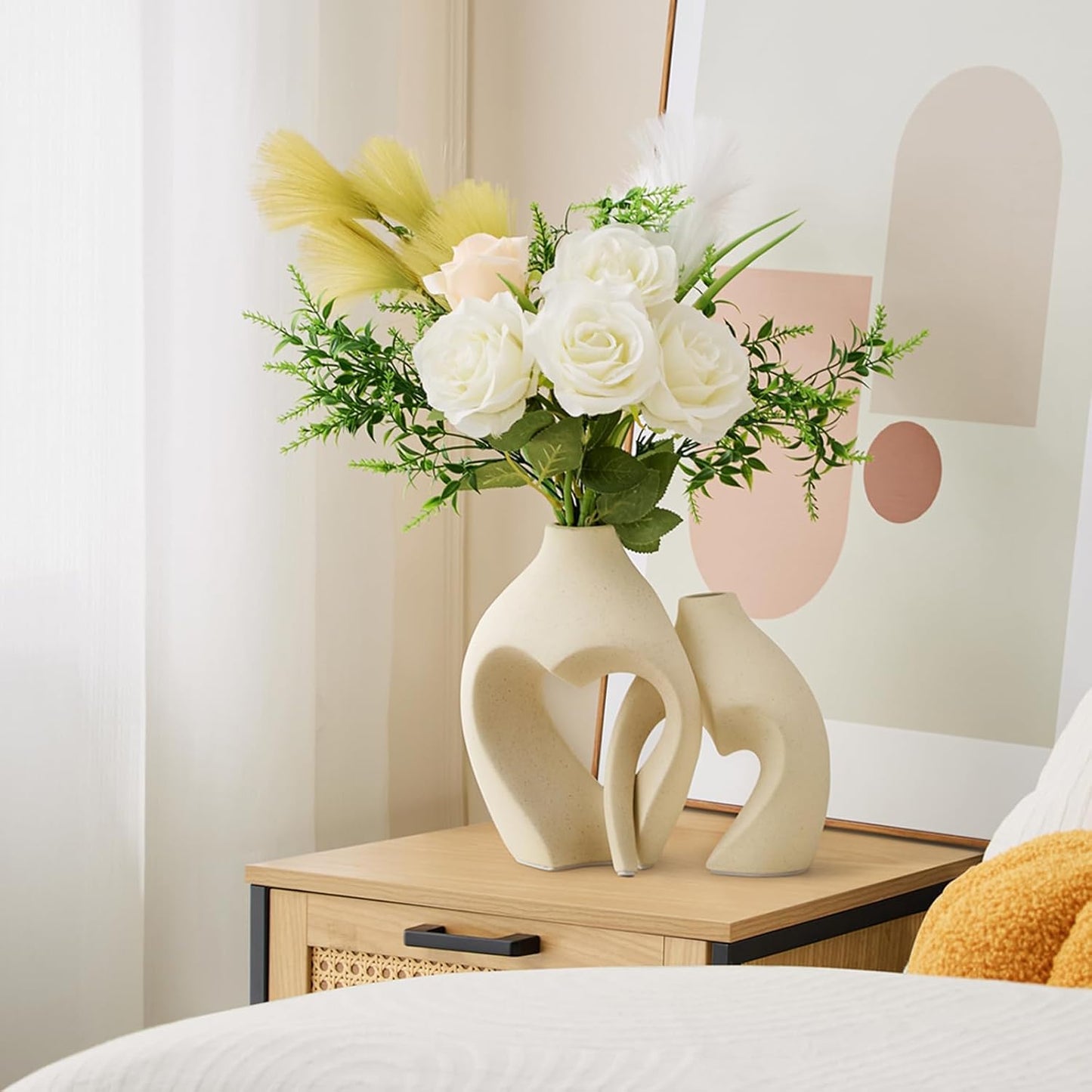 Elegant Heart-Shaped White Ceramic Vases - Set of 2 for Stylish Home Decor, Weddings, and Office Centerpieces