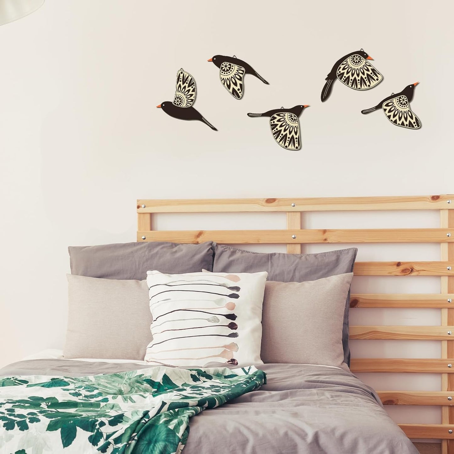 Elegant 5-Piece Wooden Bird Wall Art - Rustic Scandinavian Decor for Living Room, Bedroom, Kitchen, and Office (Black)