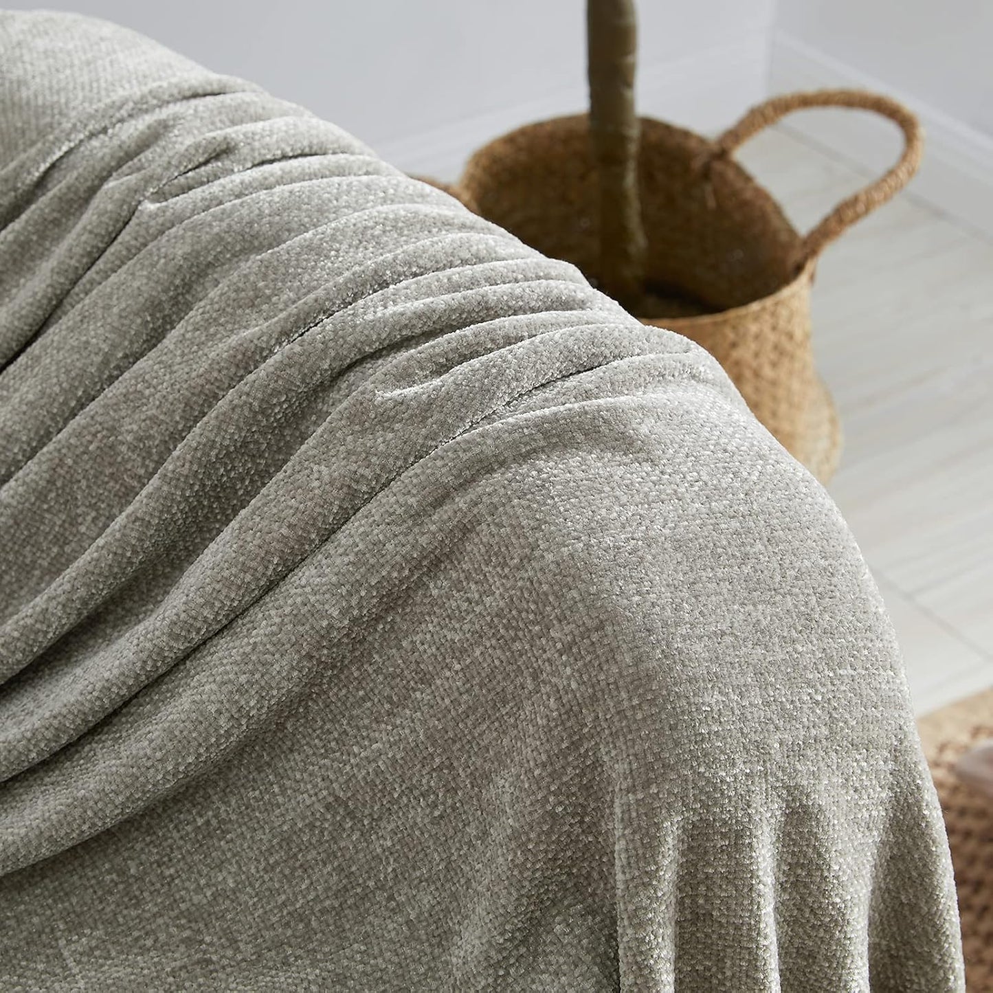 Luxurious Chenille Fluffy Throw Blanket with Decorative Fringe - Perfect for Couch, Sofa, or Chair (50x60 Inches, Grey)